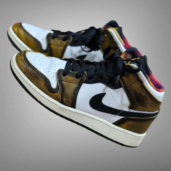 Nike Air Jordan 1 Mid SE "Wear Away" sneakers Size 4.5 Youth Authentic - Picture 3 of 12